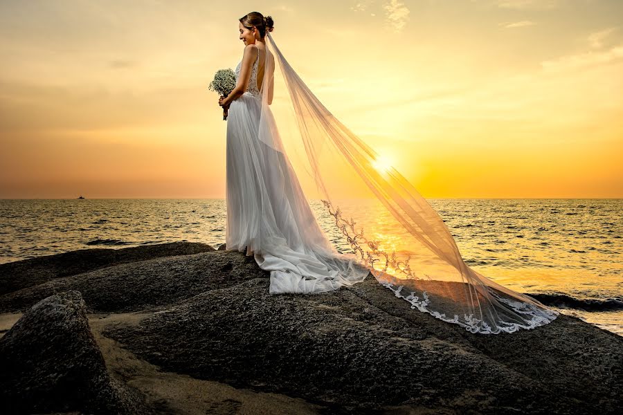 Wedding photographer Christian Cardona (christiancardona). Photo of 26 April 2022