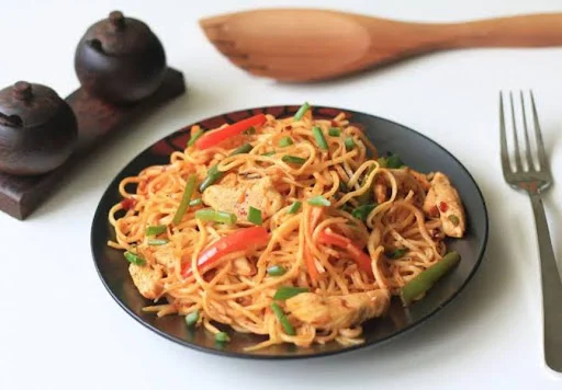 Chicken Hakka Noodles