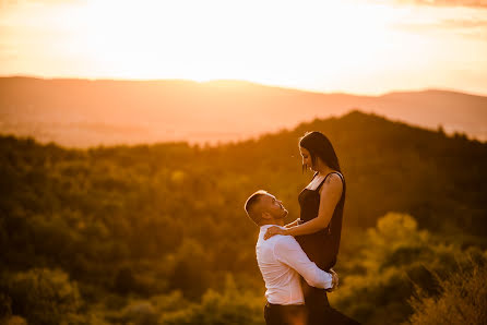 Wedding photographer Norbert Holozsnyai (hnfoto). Photo of 7 September 2022