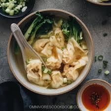 Wonton Soup | Omnivore's Cookbook