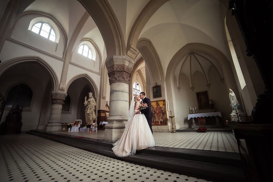 Fotógrafo de casamento Dmitriy Shpak (dimak). Foto de 12 de fevereiro 2018