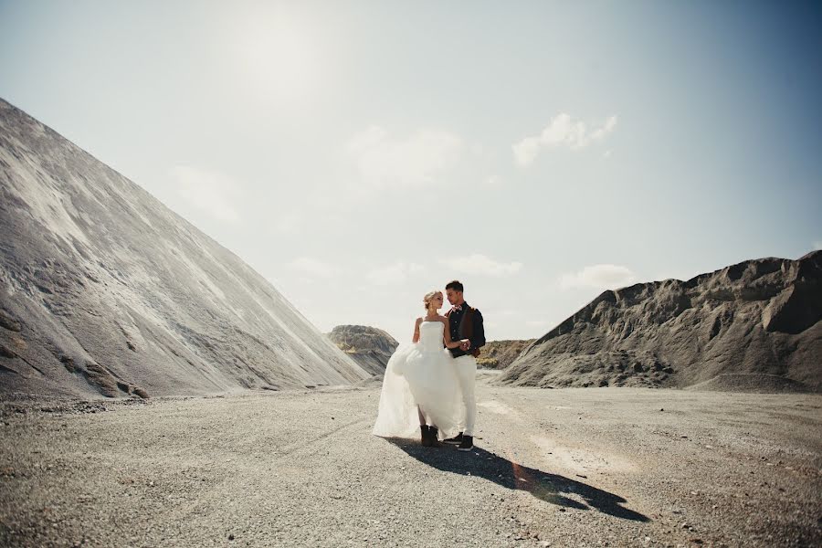 Fotografo di matrimoni Anton Zhilin (antonzhilin). Foto del 21 marzo 2017