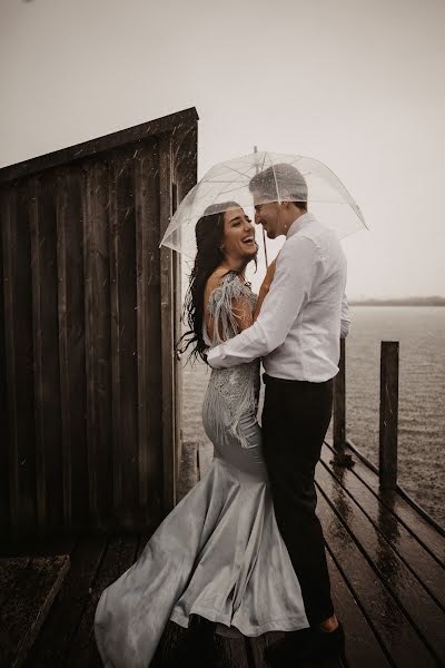 Jurufoto perkahwinan Koray Onmaz (koraydesign). Foto pada 7 Disember 2020