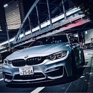 M4 クーペ F82