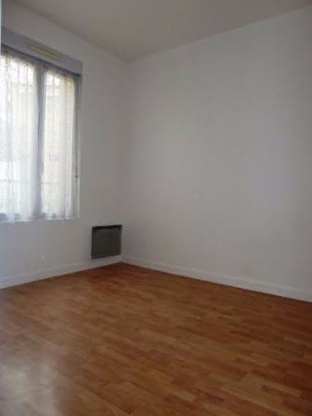 Location  appartement 1 pièce 20 m² à Ivry-sur-Seine (94200), 700 €