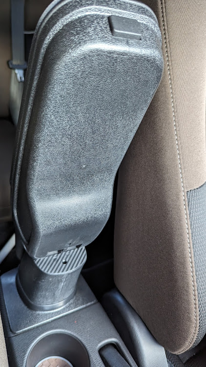 MAZDA2のMAZDA2・DIY・雨の後・9月もよろしくお願いします。・台風にお気を付け下さいに関するカスタム事例の投稿画像2枚目