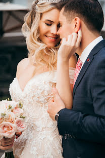 Wedding photographer Elena Velichko (velychko1). Photo of 28 December 2019