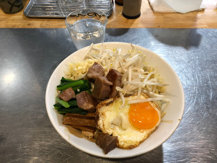 ギブリのラーメン🍜レビュー・iPhone13pro・ガレージハウス設計中・今年もあとわずか・2021年を振り返って🐢💨💨💨に関するカスタム事例の投稿画像3枚目