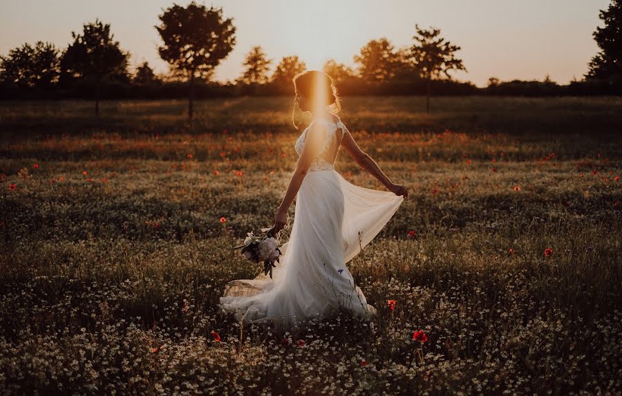 Wedding photographer Dominik Scherer (emotionalp). Photo of 15 June 2020