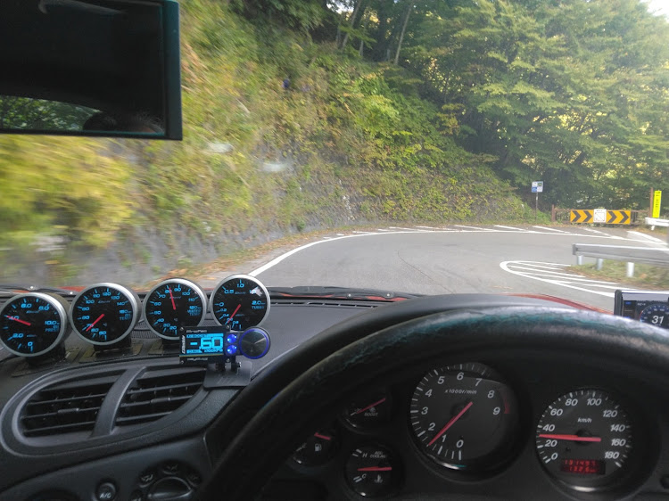 RX-7の赤FD・赤FC・日光・日光があるのは栃木県・紅葉にはまだ早いに関するカスタム事例の投稿画像19枚目
