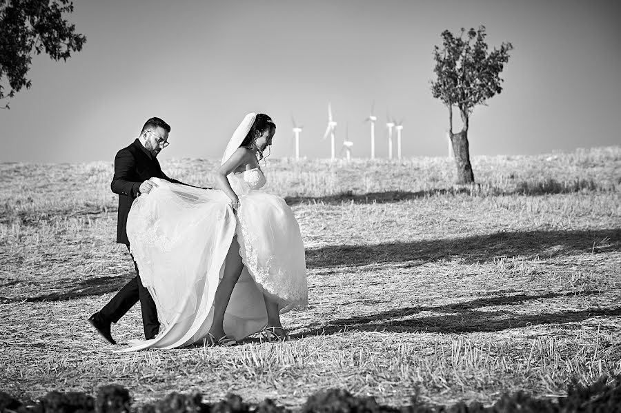 Fotógrafo de casamento Daniele Inzinna (danieleinzinna). Foto de 23 de março 2019