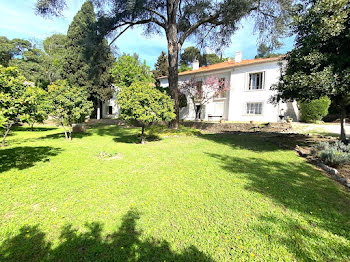 villa à Hyeres (83)