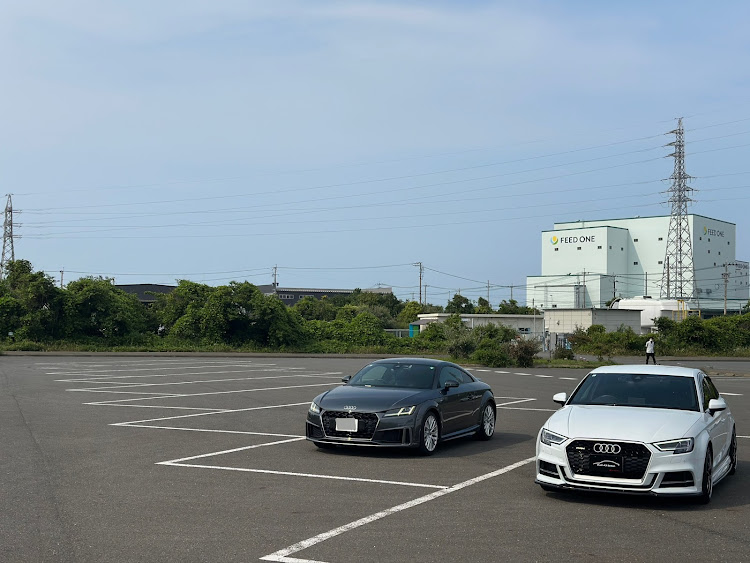 A3 セダンのイベント会場探し🤗・秋には開催🚗𓈒𓂂𓏸・ついでにカメ活📸に関するカスタム事例の投稿画像3枚目