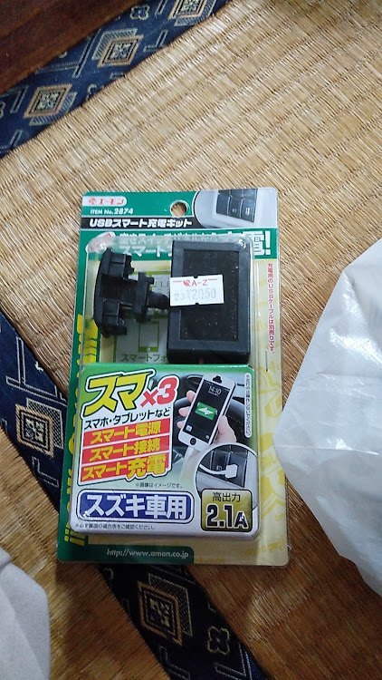 スイフトRSの写活・USB増設・純正風に関するカスタム事例の投稿画像9枚目