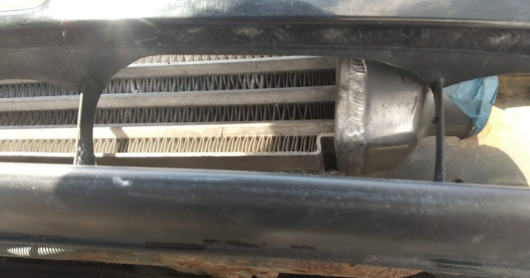 嶋杜時見(改車女子)さんが投稿したセドリック グロリア・y34・チューニングカー・インタークーラー取付・#日産に関するカスタム事例の投稿画像5枚目