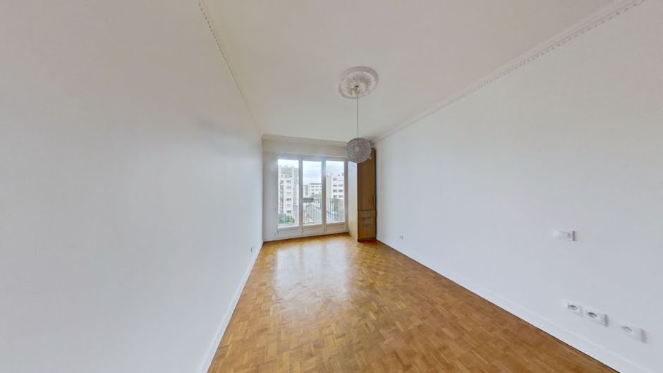 Location  appartement 3 pièces 67 m² à Courbevoie (92400), 2 150 €