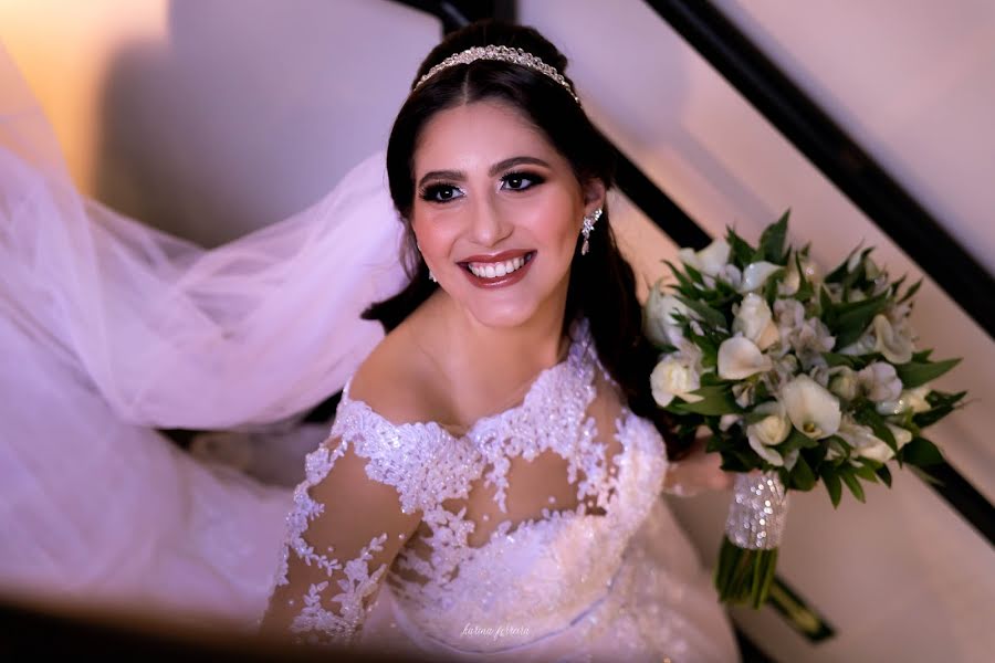 Fotografo di matrimoni Karina Ferreira (karinaferreira). Foto del 20 aprile 2020