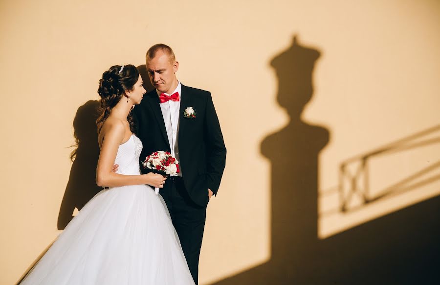 Photographe de mariage Mikhail Novozhilov (novozhilov). Photo du 1 octobre 2016