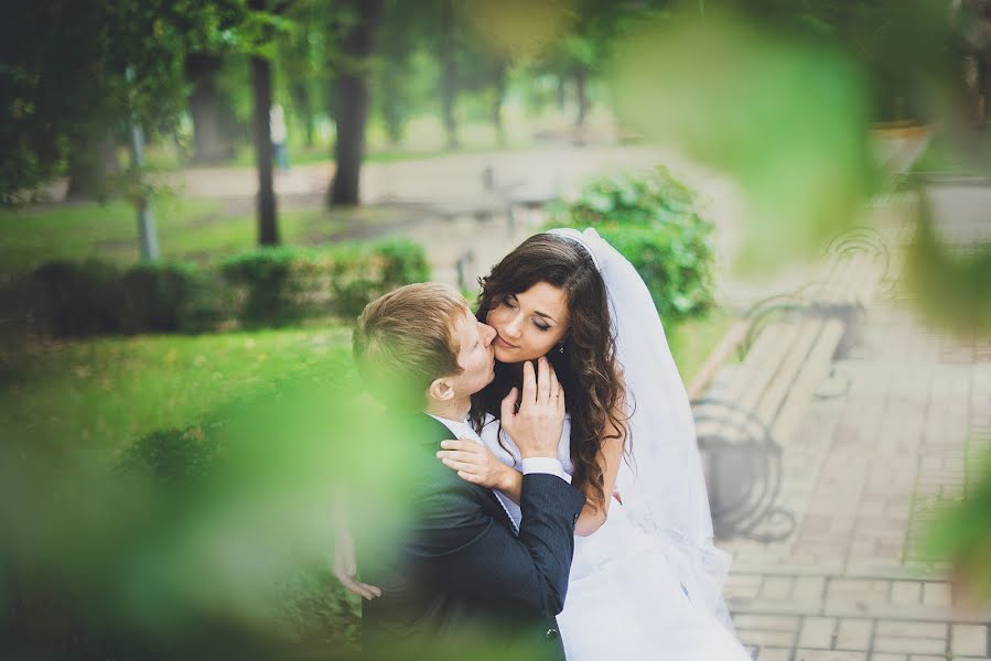 Fotógrafo de casamento Andrey Kolchev (87avk). Foto de 7 de janeiro 2014