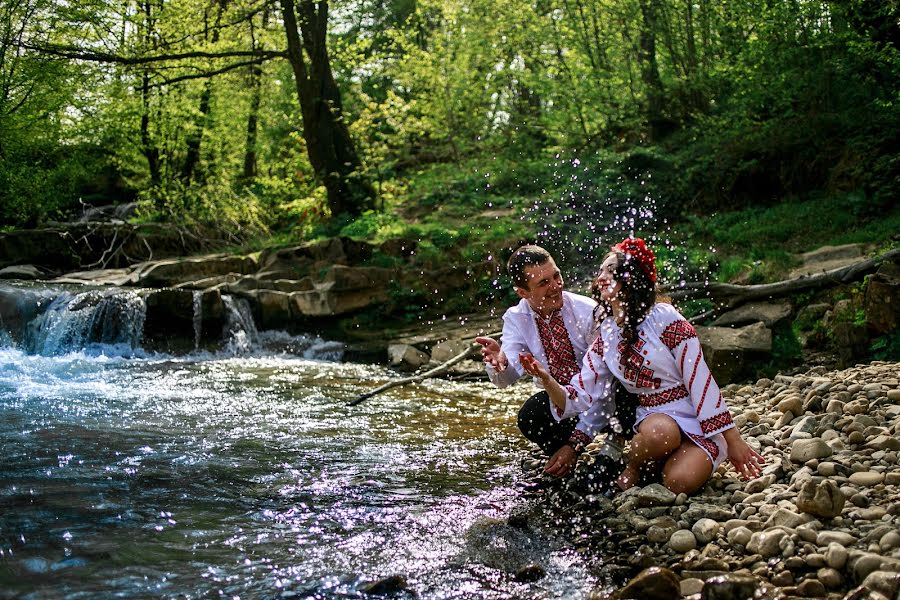 Svadobný fotograf Roman Medvіd (photomedvid). Fotografia publikovaná 5. mája 2018