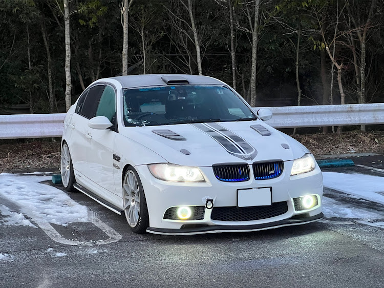 3シリーズ セダンのI❤︎E90・雪・凍結・ガリガリ・凍ってるに関するカスタム事例の投稿画像2枚目