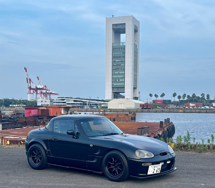 カプチーノの海と愛車⁉️・リアタイヤ交換・オイル&エレメント交換・霞チューン美化活動❗️・車好きの集まる憩いの場を大切に❗️に関するカスタム事例の投稿画像1枚目