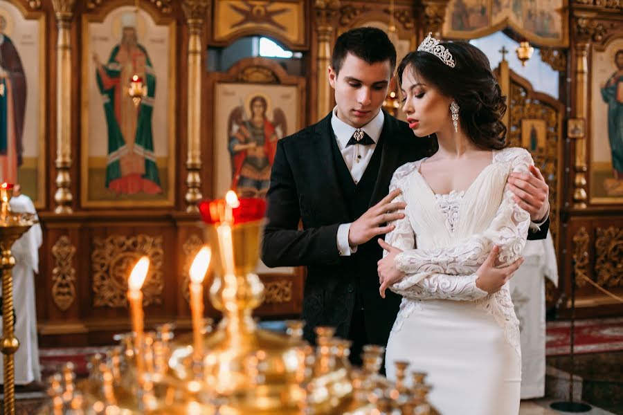 Fotógrafo de casamento Pavel Frank (frank). Foto de 6 de novembro 2016