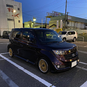 bB QNC21