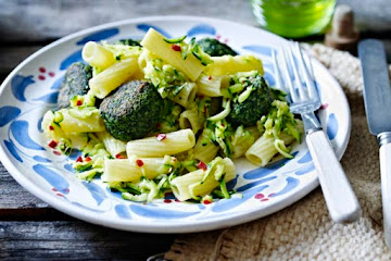 Courgette pasta with spinach balls