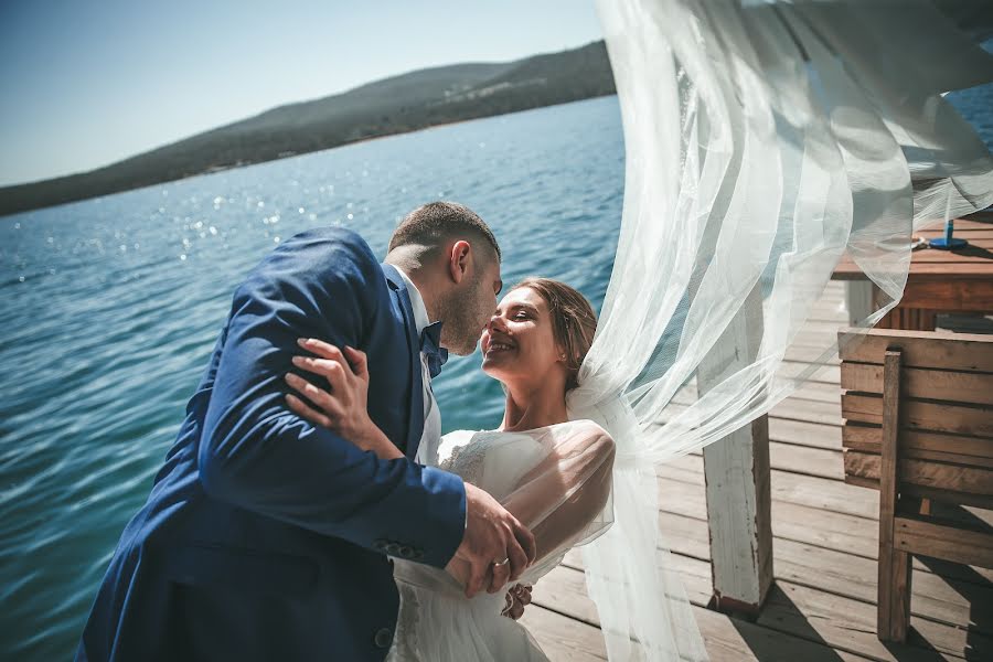 Fotografo di matrimoni Roman Dvoenko (romanofsky). Foto del 21 aprile 2019