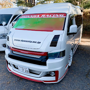ハイエースバン