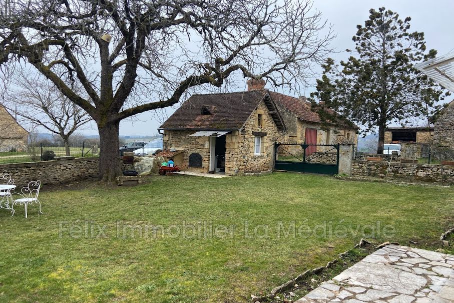 Vente propriété 8 pièces 156 m² à Beynac-et-Cazenac (24220), 466 400 €