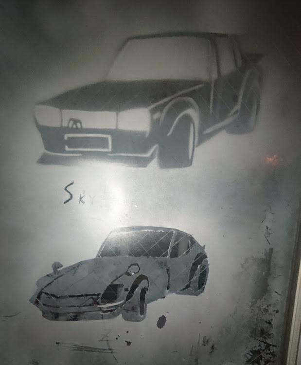 スカイラインの旧車・落書き・引きこもり・L型エンジン・ヒーローベースに関するカスタム事例の投稿画像4枚目