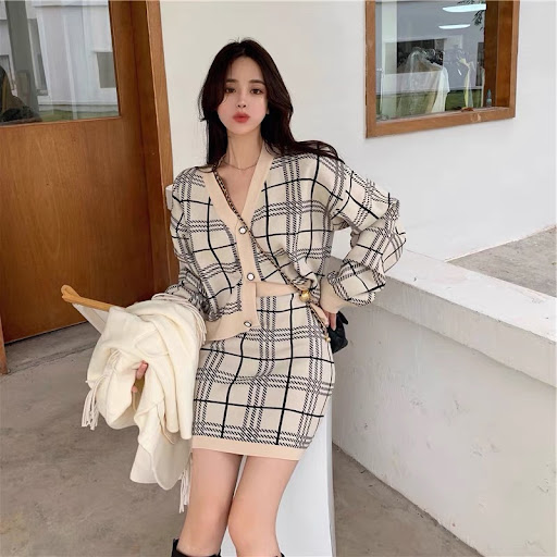 Title 5, Womens V-neck Plaid Knitted Cardigan Sheath Sk...