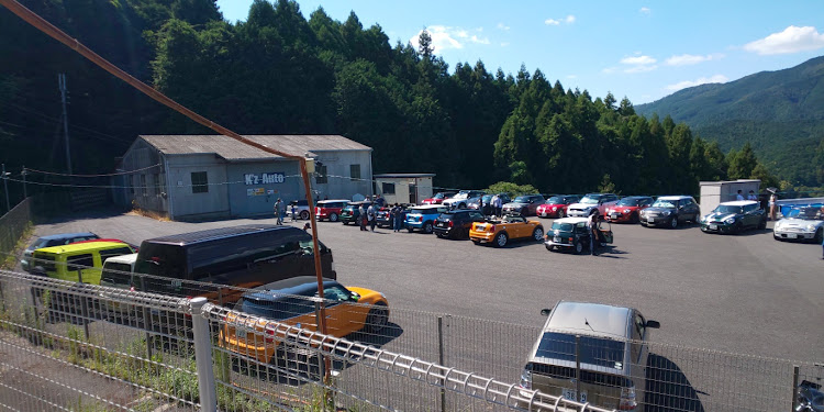 Clubman Cooper SのGallery Cafe Kz・MINIオフに関するカスタム事例の投稿画像1枚目