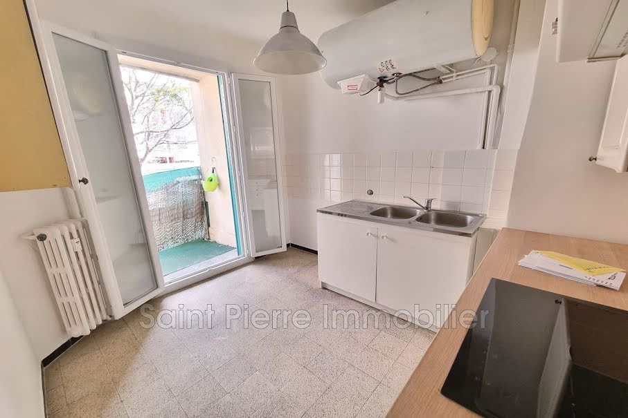 Location  appartement 2 pièces 45.21 m² à Saint-Laurent-du-Var (06700), 833 €