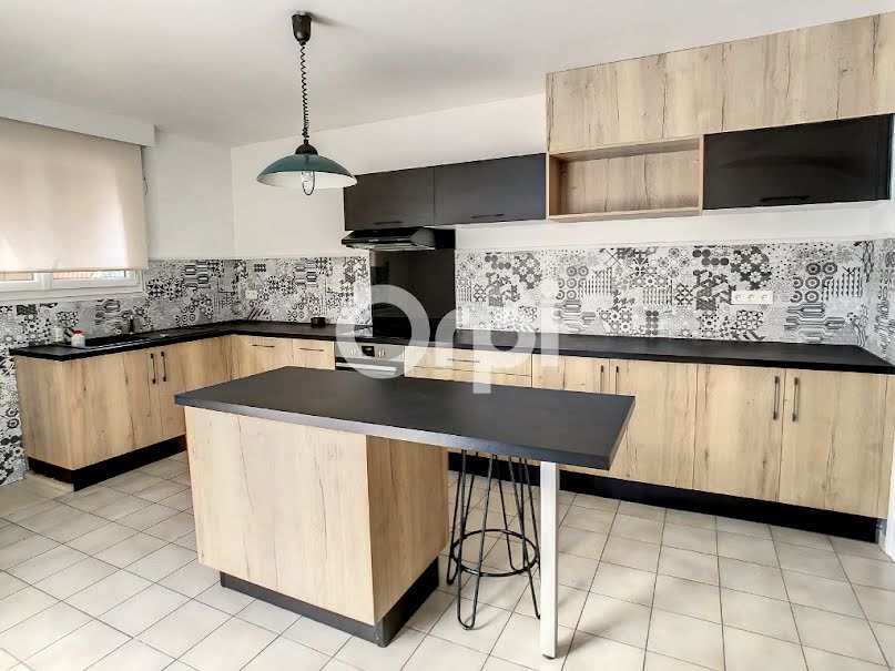 Vente maison 9 pièces 288 m² à Brive-la-Gaillarde (19100), 508 200 €