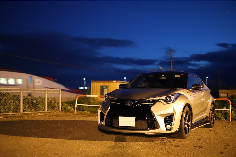 C-HRの大曲の花火・夜景ローアングル・花火コラボ・念願の構図で・ドアバイザー無し派に関するカスタム事例の投稿画像5枚目