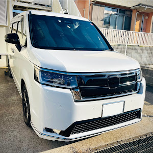 ステップワゴン RP8