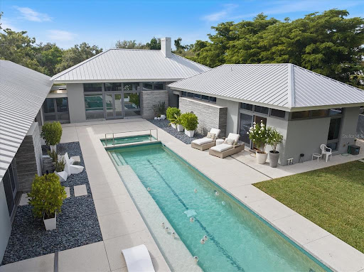 Maison avec piscine 1