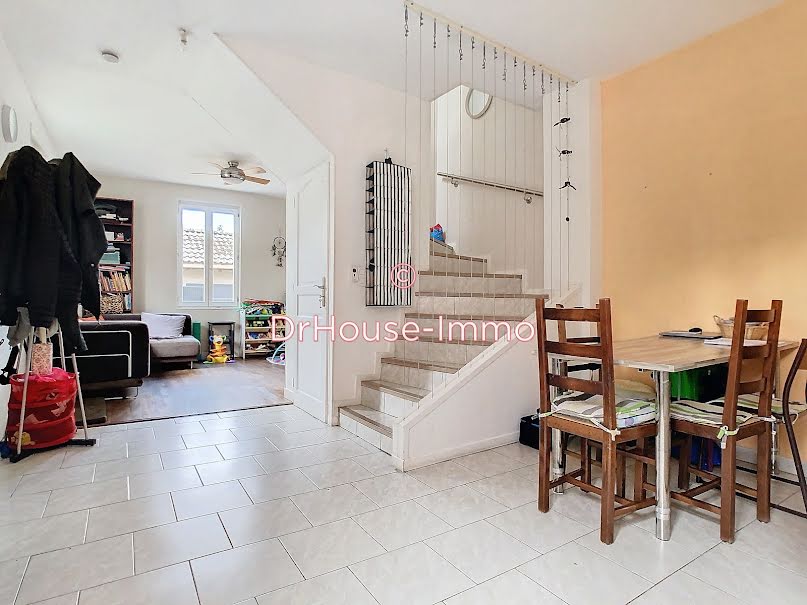 Vente maison 3 pièces 112 m² à Saint-martin-d'heres (38400), 300 000 €