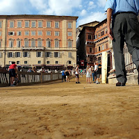 Terra bruciata di Siena (aspettando il Palio) di 