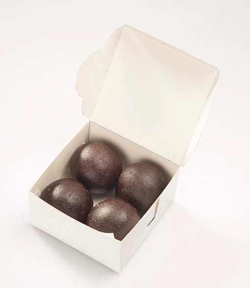 Kala Jamun (4 Pieces)