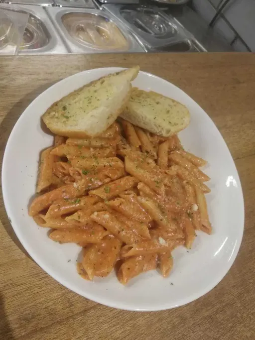 Pasta Alla Rosa