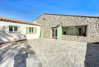 House with pool and terrace 3