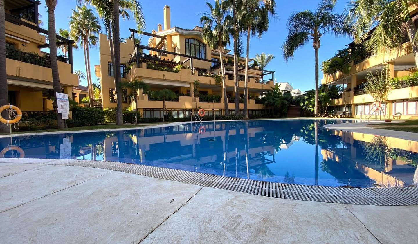 Apartment with pool Marbella