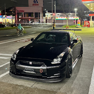 NISSAN GT-R R35