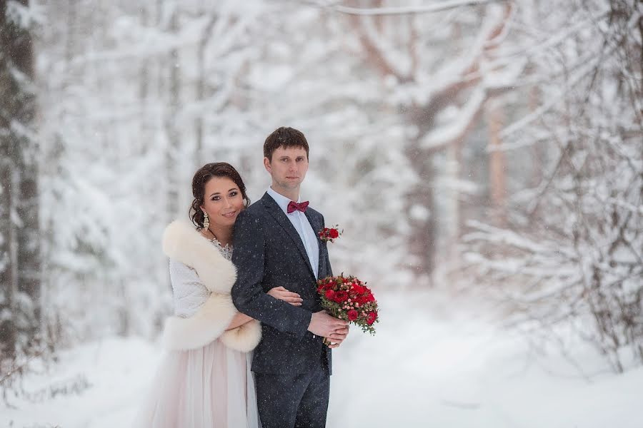 Fotografo di matrimoni Svetlana Rodimova (uglich). Foto del 5 marzo 2019