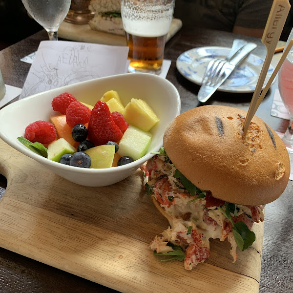 Gluten-Free Bread/Buns at Raglan Road Irish Pub