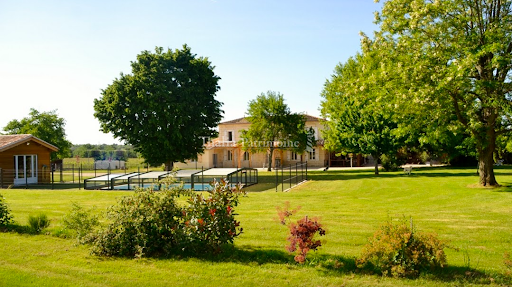 House with pool and garden 1